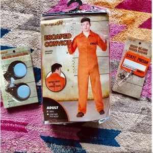 Convict / Prisoner Halloween Costume